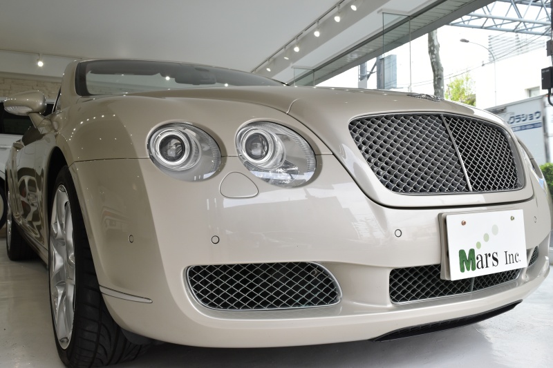 ベントレー コンチネンタル GTC 正規D車 特注色・赤幌 HDD地デジナビ