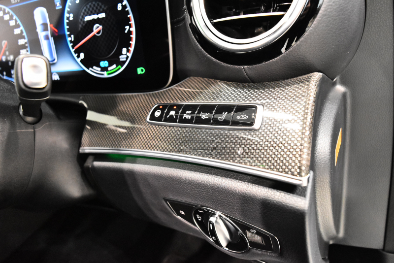 AMG Eクラス E53 4MATIC+ Stationwagon 4WD 正規ディーラー車