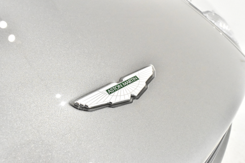 アストンマーティン DB9 正規ディーラー車 タッチトロニック 2色革