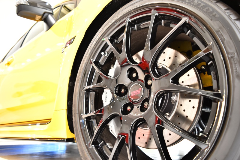 スバル WRX STi S207 NBR チャレンジ パッケージ イエロー スバル WRX STi S207 NBR チャレンジ パッケージ イエロー