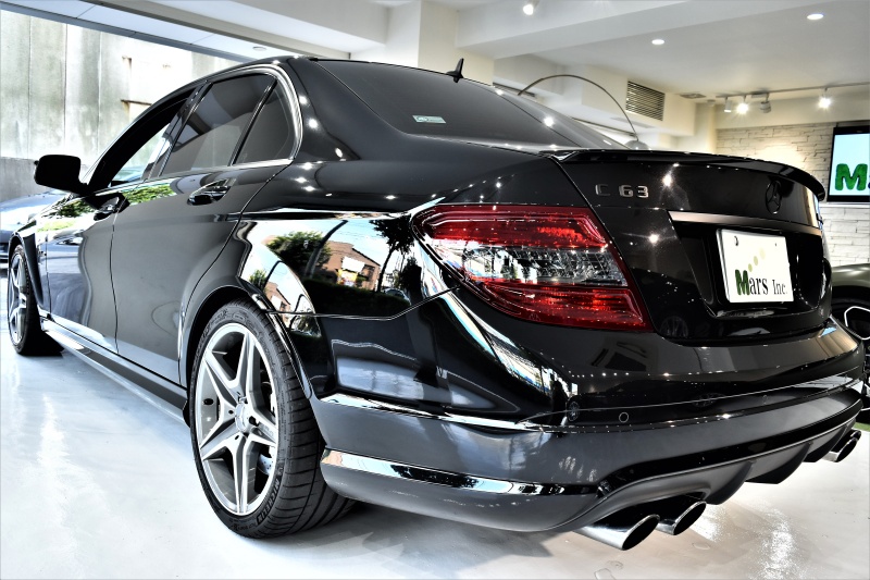 AMG Cクラス C63 正規D車 左ハンドル 黒革 低走行 整備記録 タイヤ交換