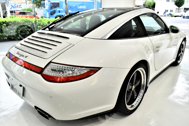 ポルシェ　911　カレラ、タルガ ポルシェ911タルガ4（4WD/7AT）／タルガ4S（4WD/7AT）【海外試乗