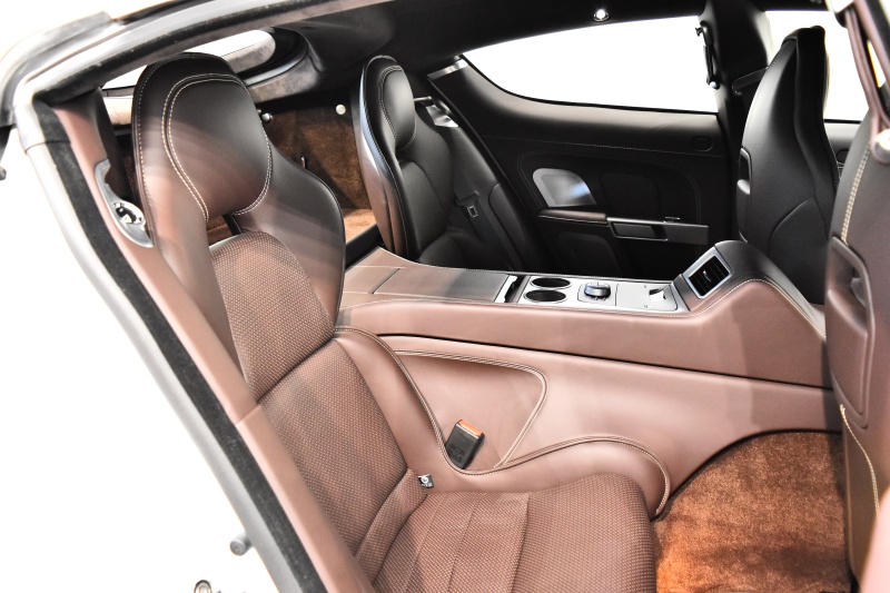 アストンマーティン ラピード S 正規ディーラー車 パール