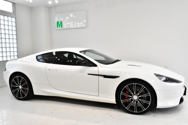 アストンマーティン DB9 カーボンホワイト 特別モデル 1オーナー