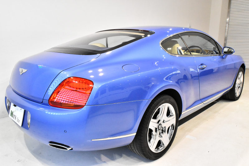 新発売 GT コンチネンタル ベントレー 6.0 希少右 正規ディーラー車 4WD 乗用車