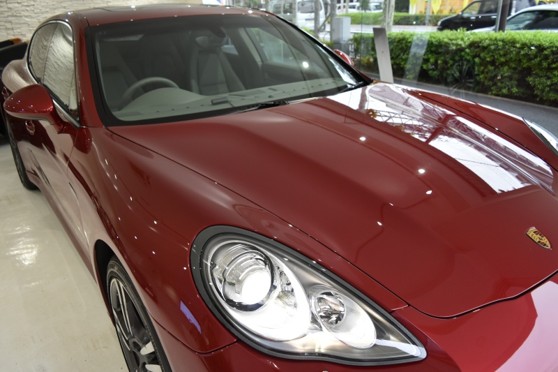 ポルシェ パナメーラ 正規ディーラー車 20インチOPホイル 中古車