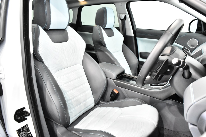 ランドローバー レンジローバー EVOQUE HSE ダイナミック 4WD ブラック