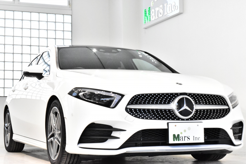 メルセデスベンツ Aクラス A200d 正規ディーラー車 AMGライン