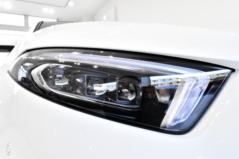 Mercedes-Benz　A200d 左ヘッドライト Mercedes-Benz A200d 左ヘッドライト 楽天市場】ベンツ aクラス