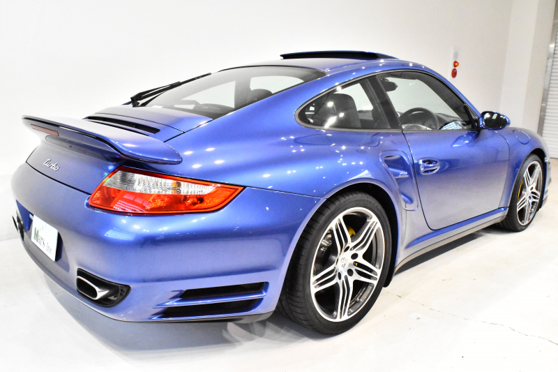 ポルシェ 911(Type997) 997ターボTip-S最終型 正規D車 ワンオーナー 希少右ハンドル OP228万円 PCCBカーボンブレーキ  低走行 タイヤ交換済み センターコンソール革仕上げ シートヒーター リアワイパー 整備記録 中古車 情報 | Mars Inc