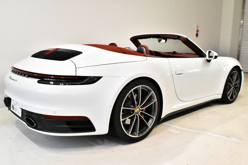 ポルシェ 911(Type992) カレラS カブリオレ 正規ディーラー車