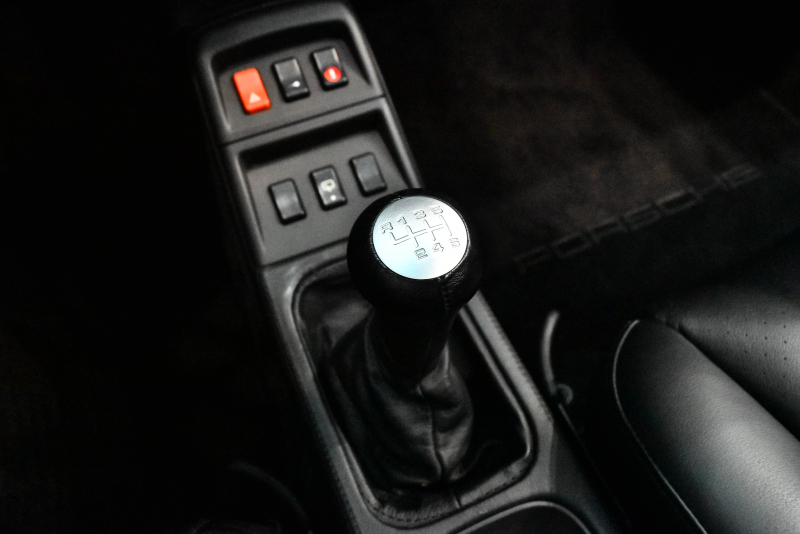 ポルシェ 911(Type993) ターボ ミツワ正規ディーラー車 空冷911ラスト