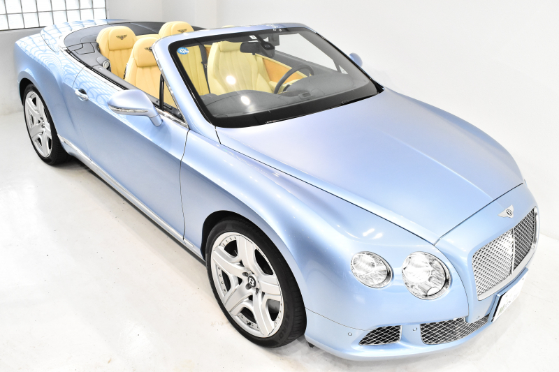 ベントレー コンチネンタルGTコンバーチブル 6.0 4WD 正規ディーラー車