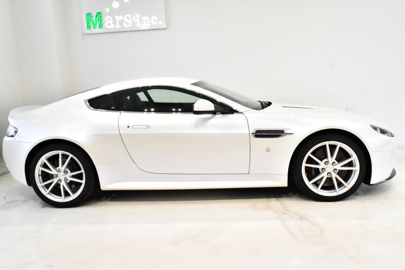 アストンマーティン V8 ヴァンテージ S スポーツシフトⅡ 後期型 正規