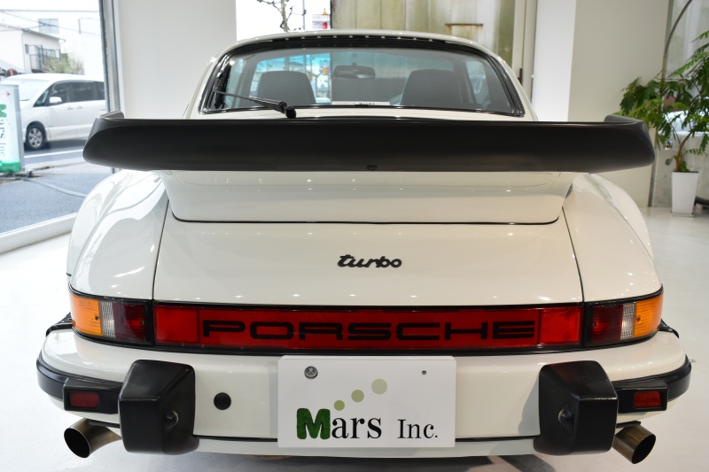 ポルシェ 911(Type930) Turbo3.3 ヨーロッパ新車並行 純正