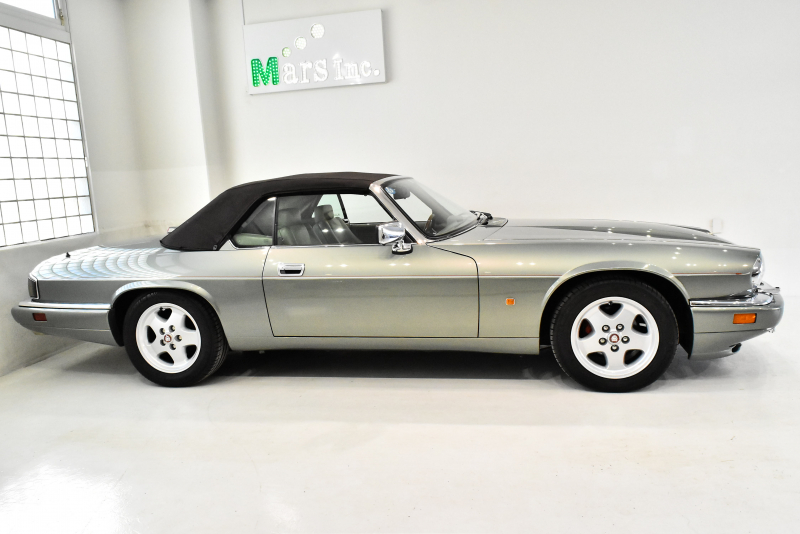 ジャガー XJ-S 6.0 V12 コンバーチブル 正規ディーラー車 ダーク